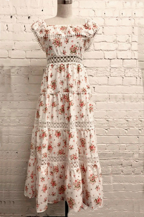 Vestido floral con encaje crochet