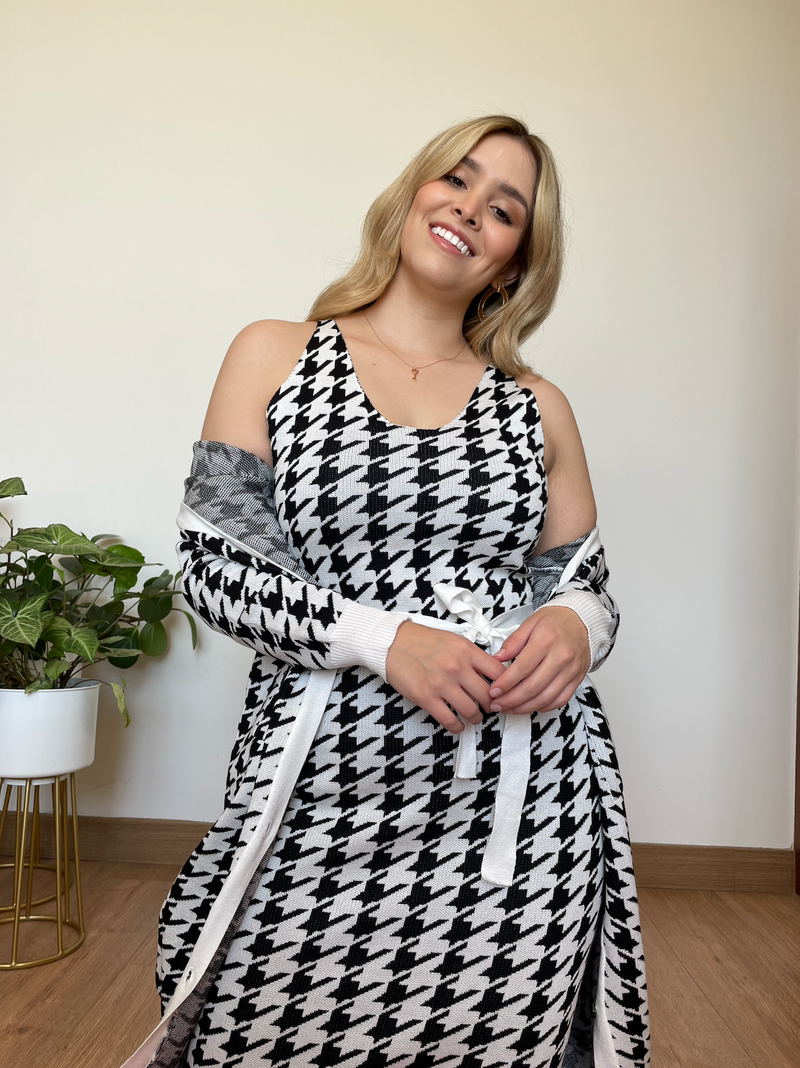 -50% Vestido y sueter blanco con negro