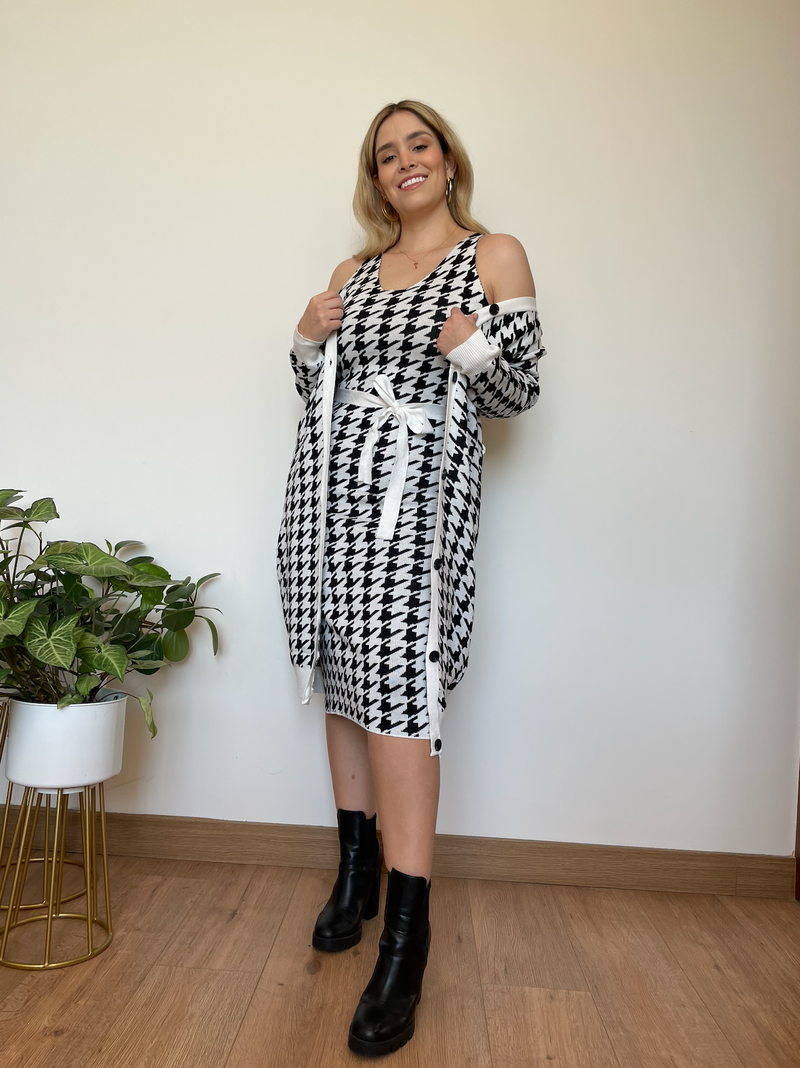 -50% Vestido y sueter blanco con negro